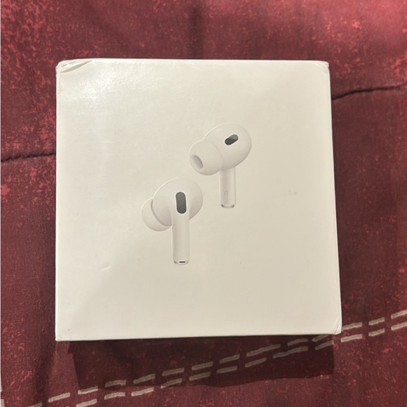 Air pods pro 2 new and seald - Picture 2 of 3